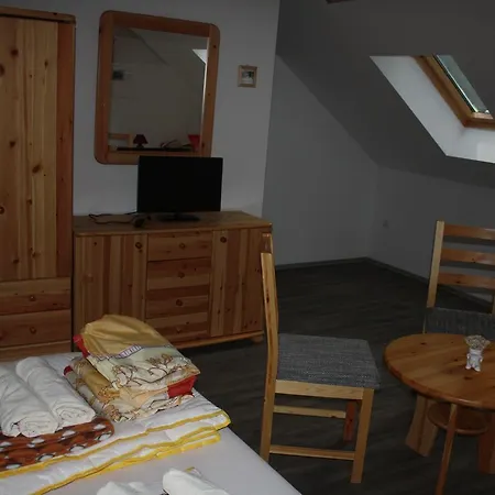 Pasztor Haza Vendeghaz Hotel apartamentowy Zalamerenye