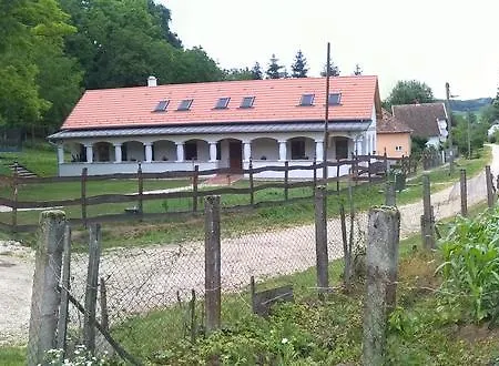 Hotel apartamentowy Pasztor Haza Vendeghaz Zalamerenye