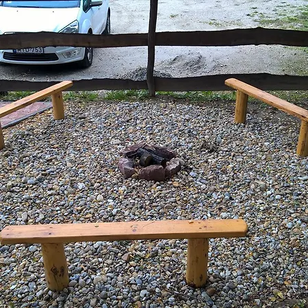 Pasztor Haza Vendeghaz Hotel apartamentowy *